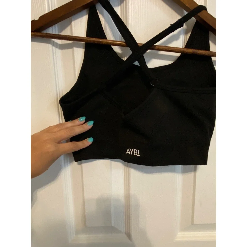 AYBL Motion Seamless Sports Bra Black Cross Back Activewear Top Womens Medium